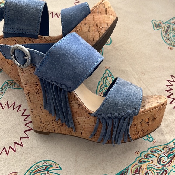 Guess Platform Sandals Sz 8 - Picture 7 of 9